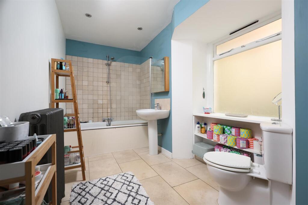 GF 3 Richmond Park Road 16.JPG