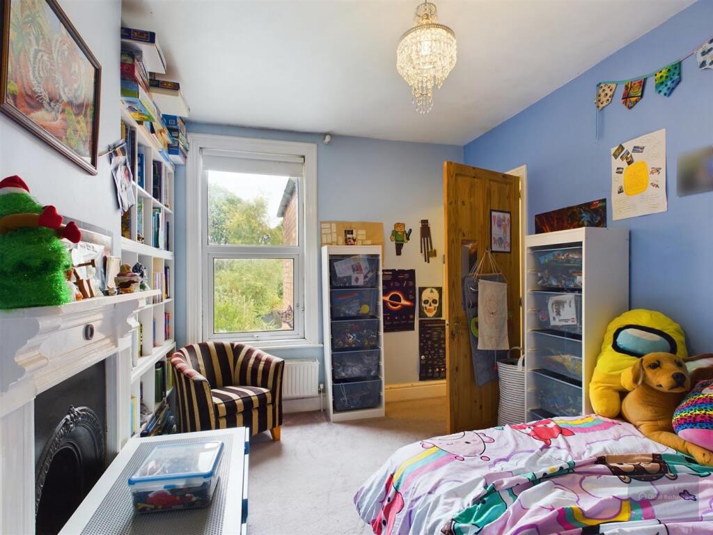 CAM03907G0-PR0065-ST