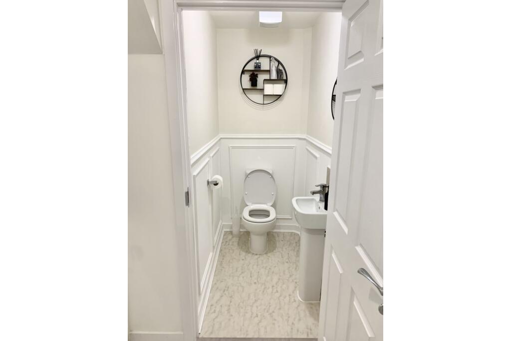 Downstairs Bathroom