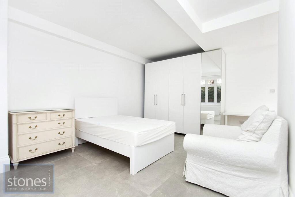 reception/bedroom