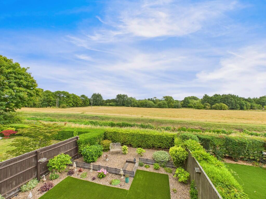 CAM04092G0-PR0077...