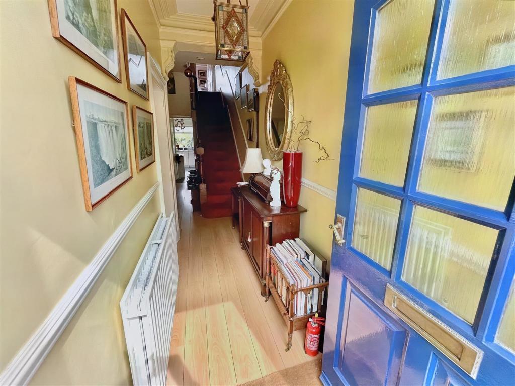 Hall.jpg