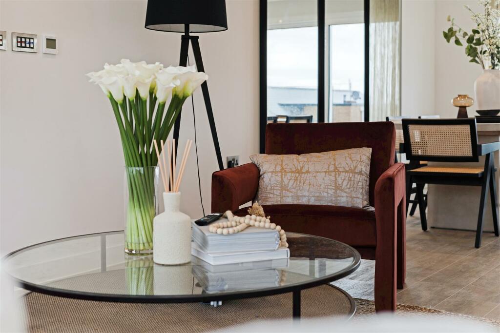 304 Sandbanks Road 327170 - (13).jpg