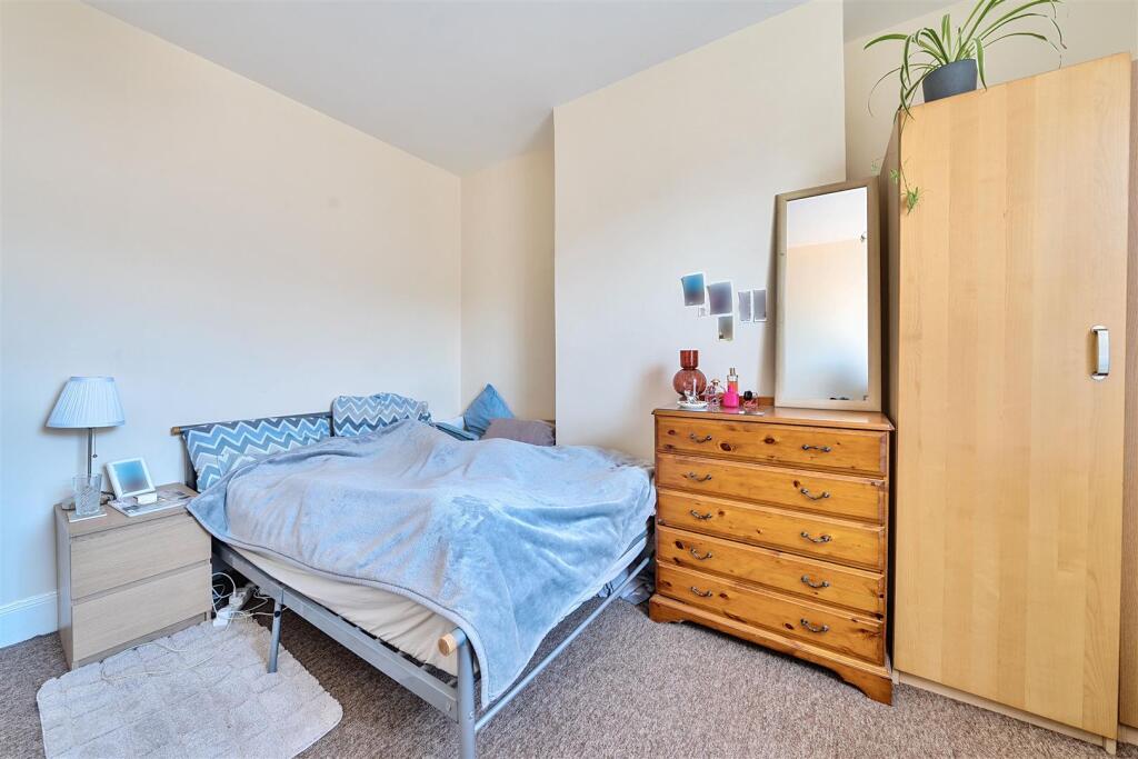 214 Cheltenham Road, Cotham, Bristol, BS6 5QU | Fr