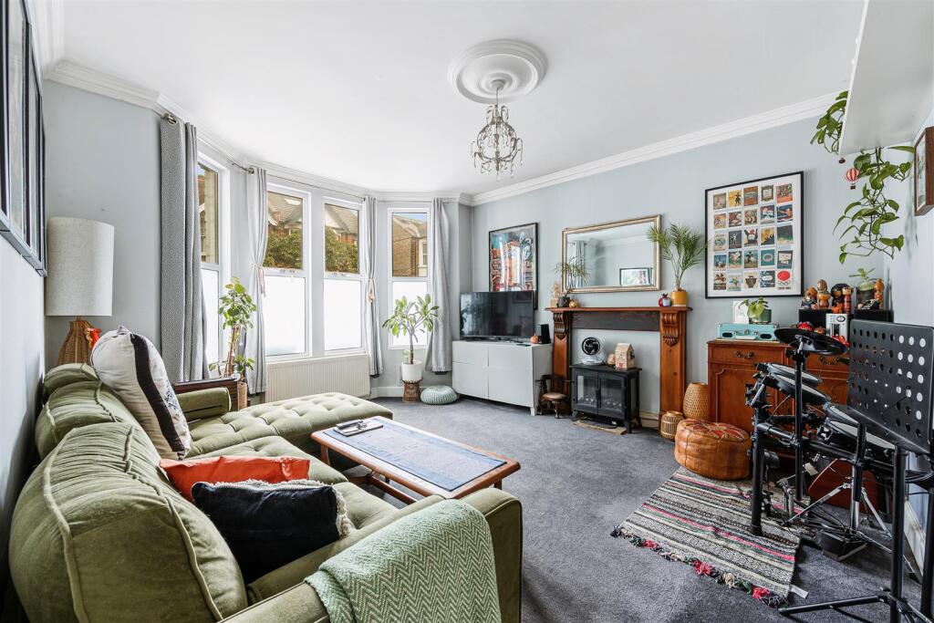 57a Summerlands Avenue-3.jpg