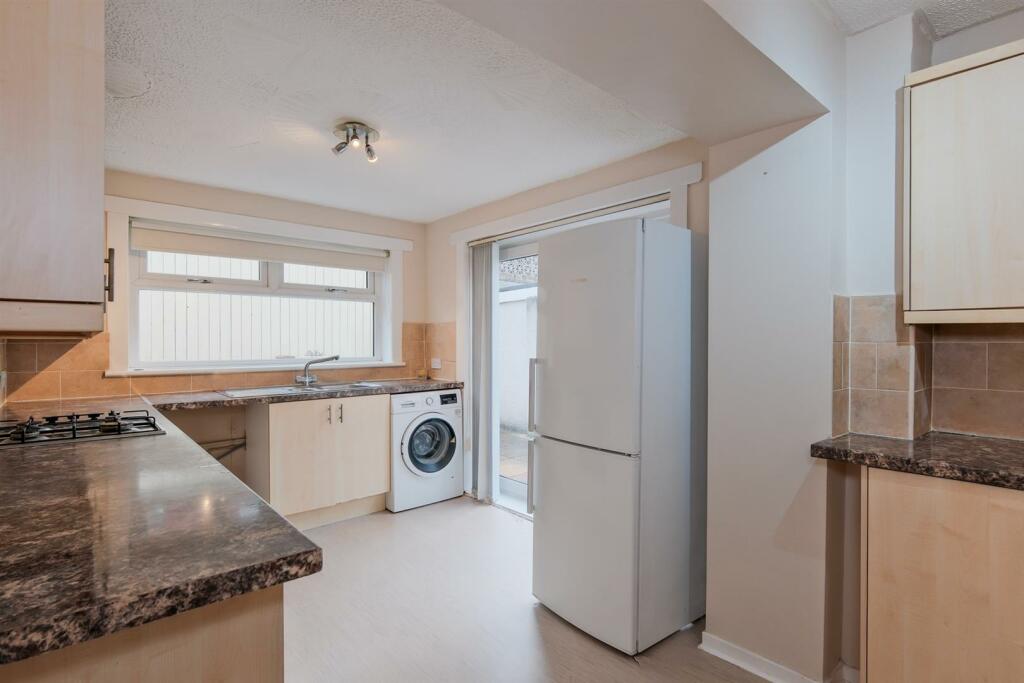 027-22 Ross Gardens Motherwell, ML1 3BE.jpg