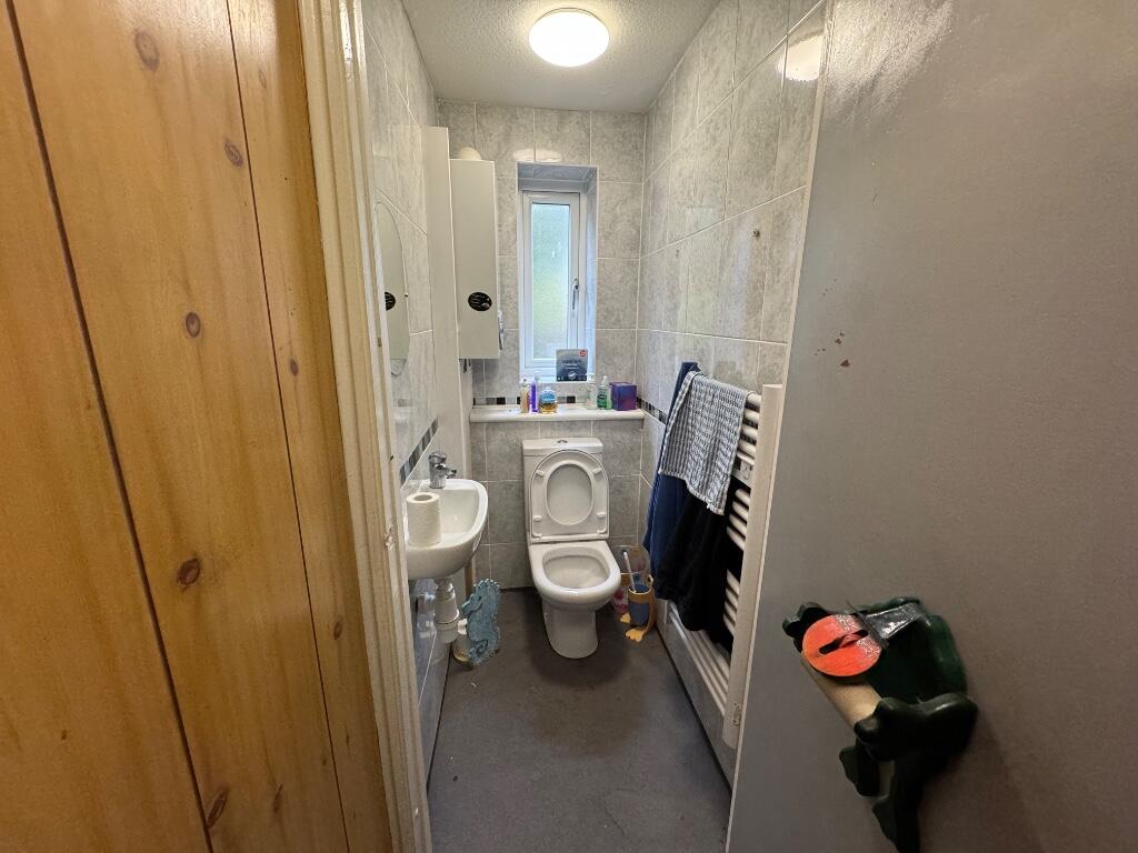 DOWNSTAIRS CLOAKROOM