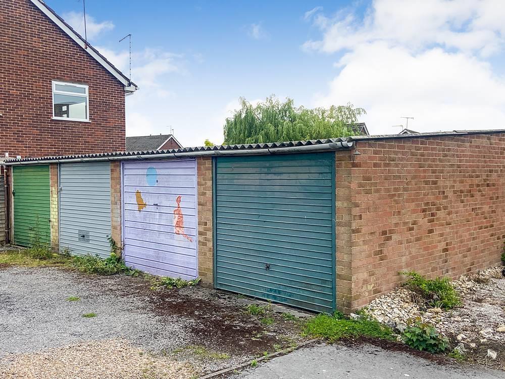garage.jpg