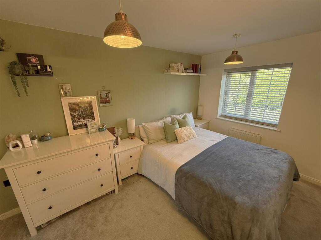 Bedroom 2A.JPG