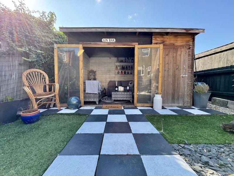 Summer house