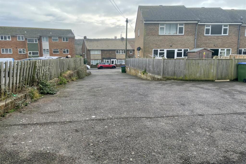 Entrace to parking a