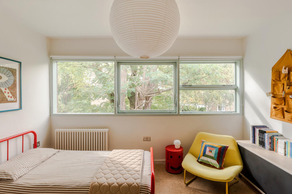 314719 - 9, Marlowe Court, Parkleys-10.jpeg