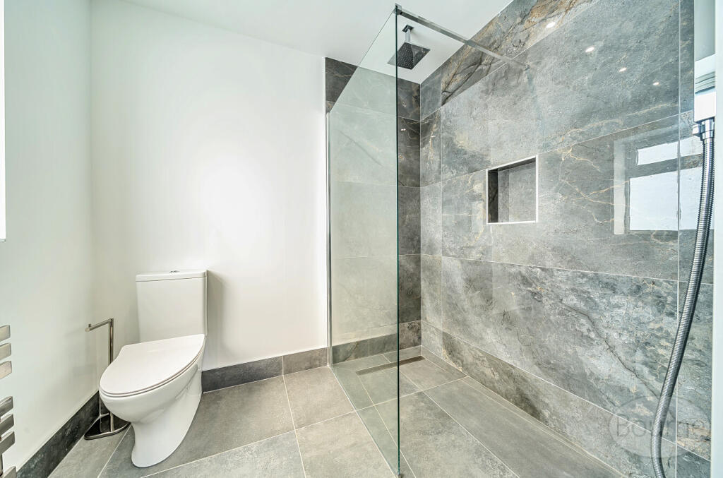 9059bd0c-cf93-466...