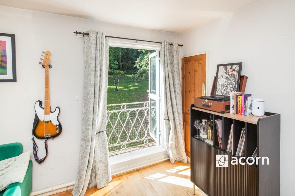 ed045c3f-db93-f01...