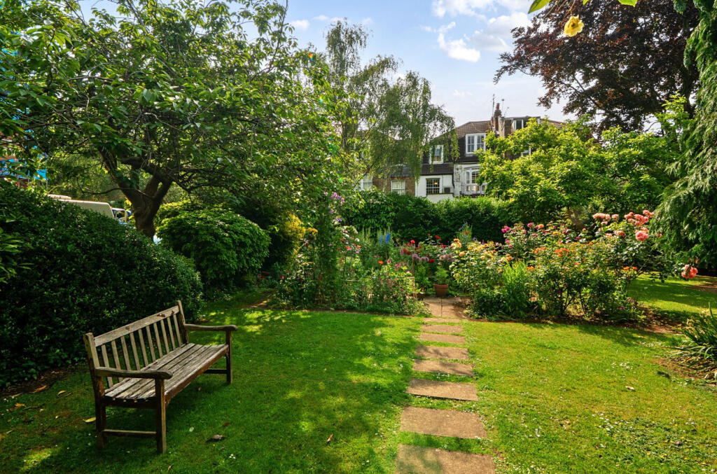 1305611-8-6846a43...