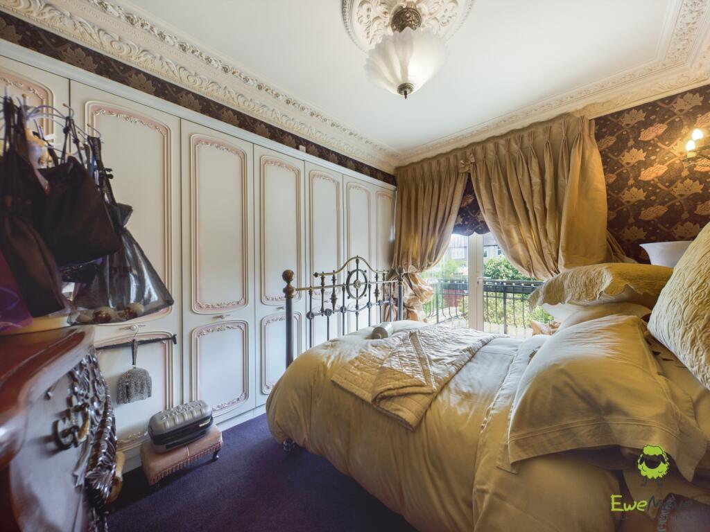 CAM00570P1-PR0192-STILL02