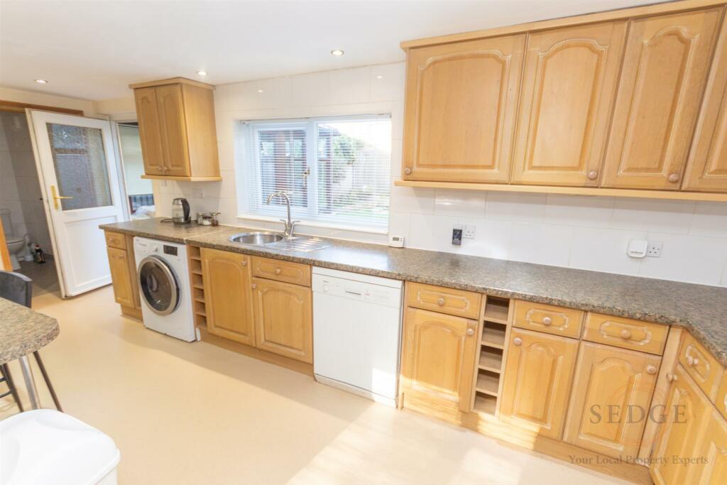86 high street eye -13.jpg