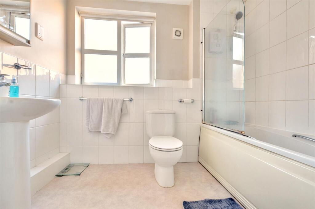 Bathroom.jpeg