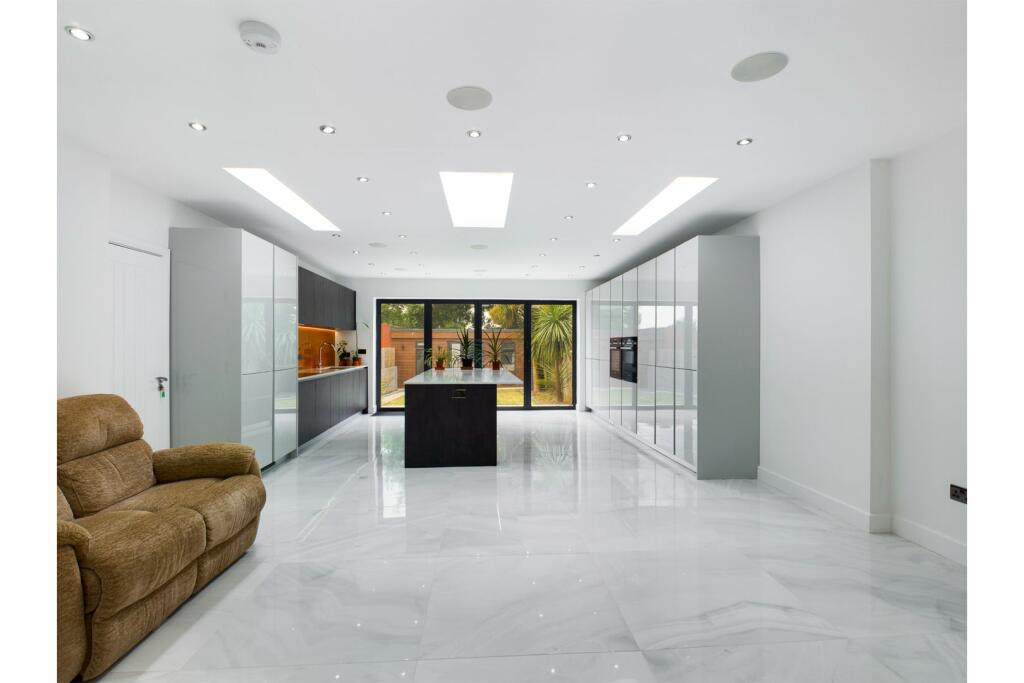 Kitchen/Family Room
