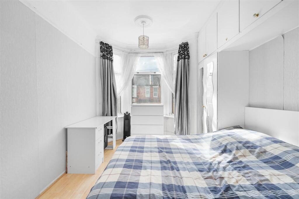 Winchester Road, E4