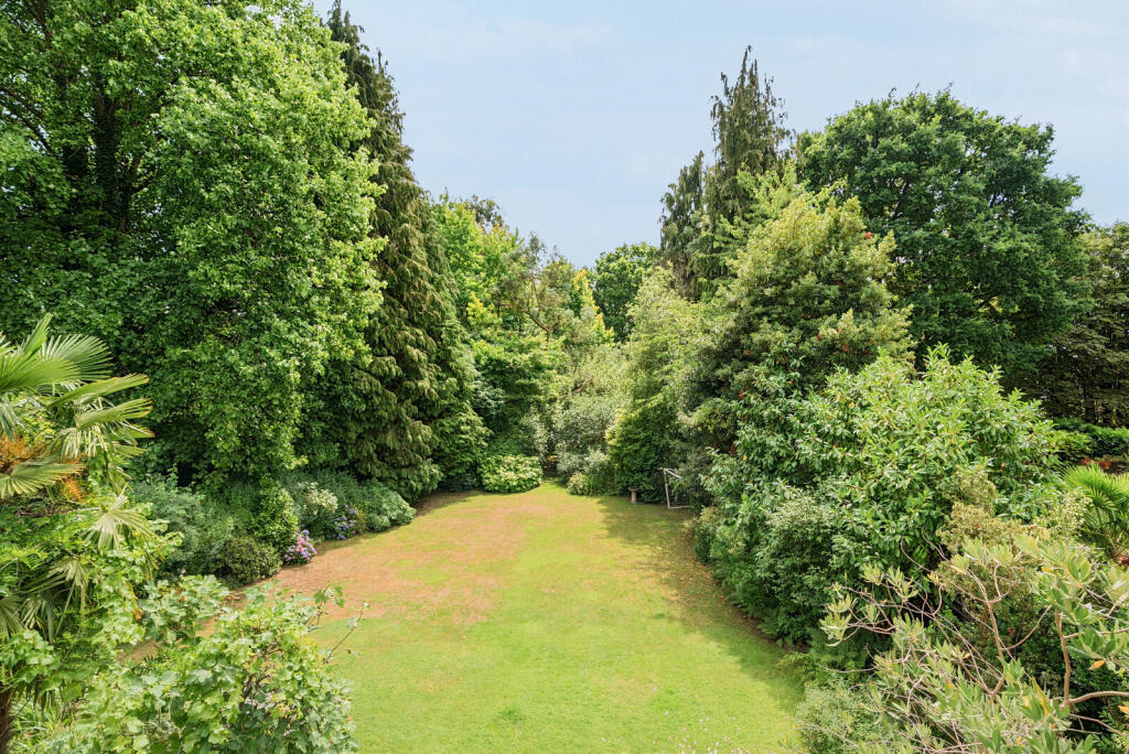 1334210-37-688cd0...