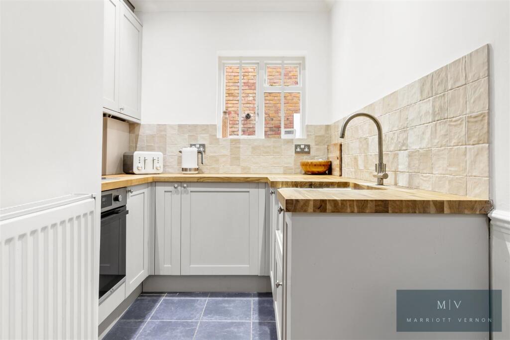 F 3 12 The Waldrons LM-8.jpg