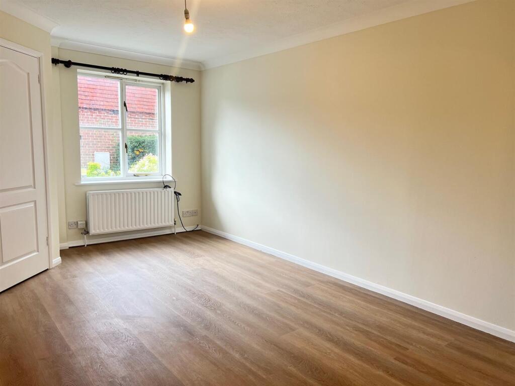 Lounge.jpg