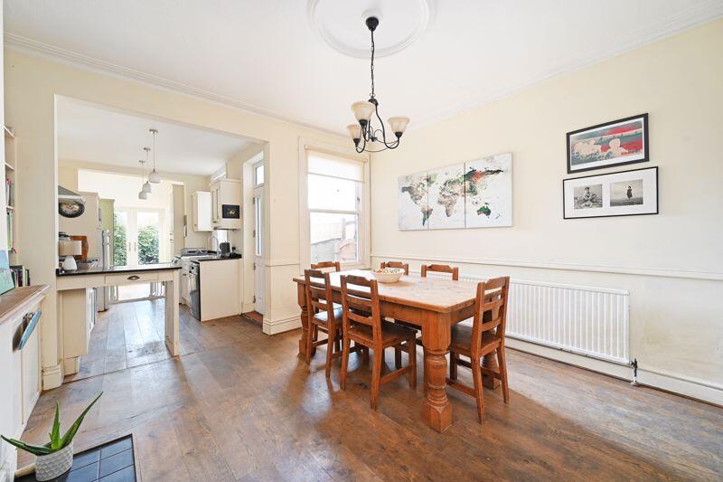 Dining Kitchen 