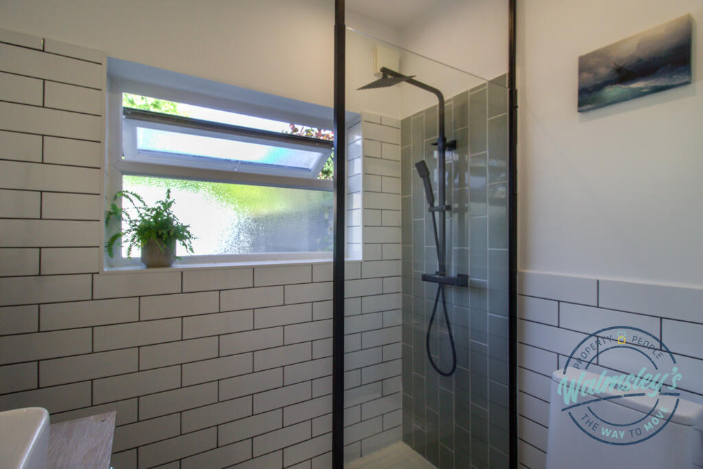 Mains walk in shower