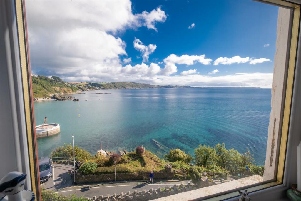 Parry 5 Rock Towers Looe-19.jpg