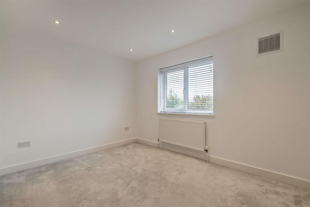 8670731-interior15-800.jpg