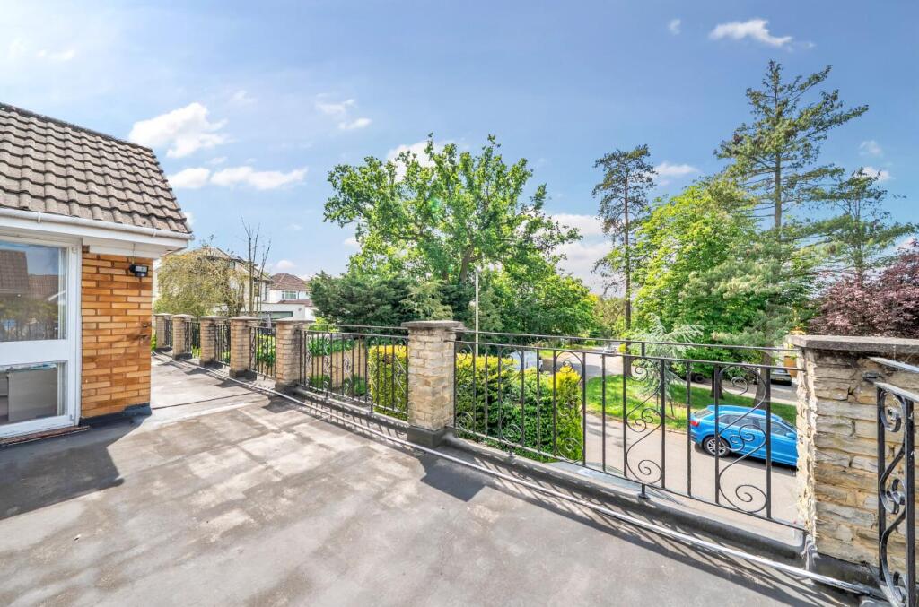 Davidson Frost-Wellings, DFW, Tretawn Park, Mill H