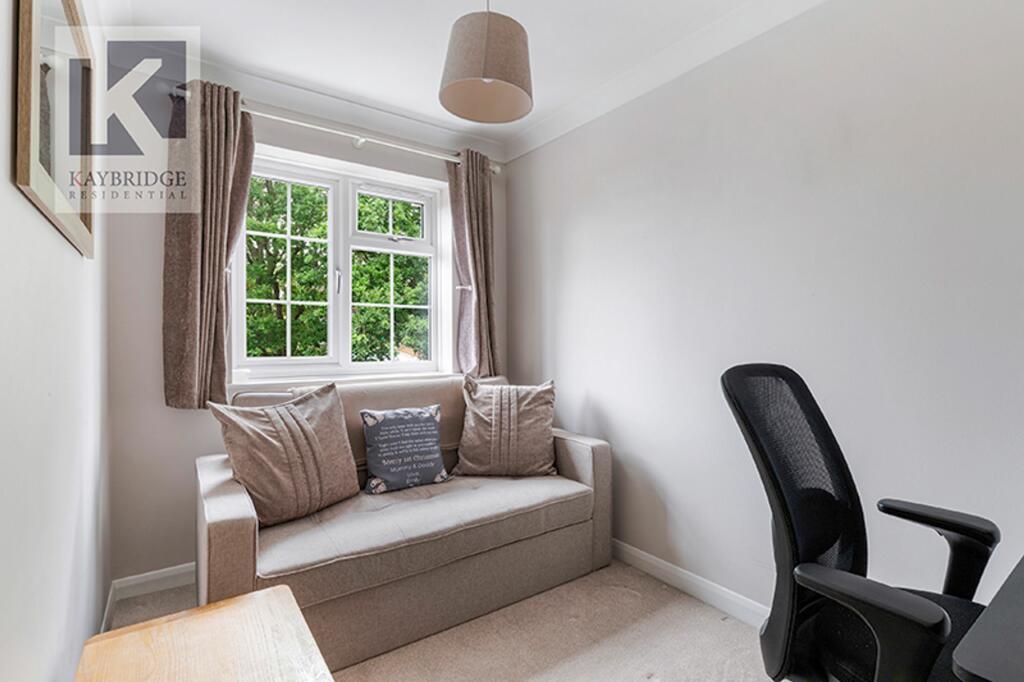 Chelsea Close, Worcester Park - KT4 7SF