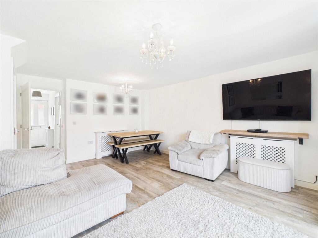 Living/Dining Room