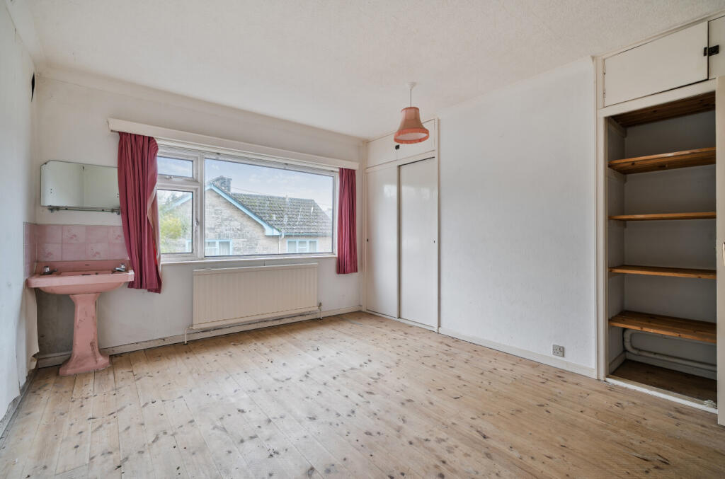 1374896-20-6904ad...