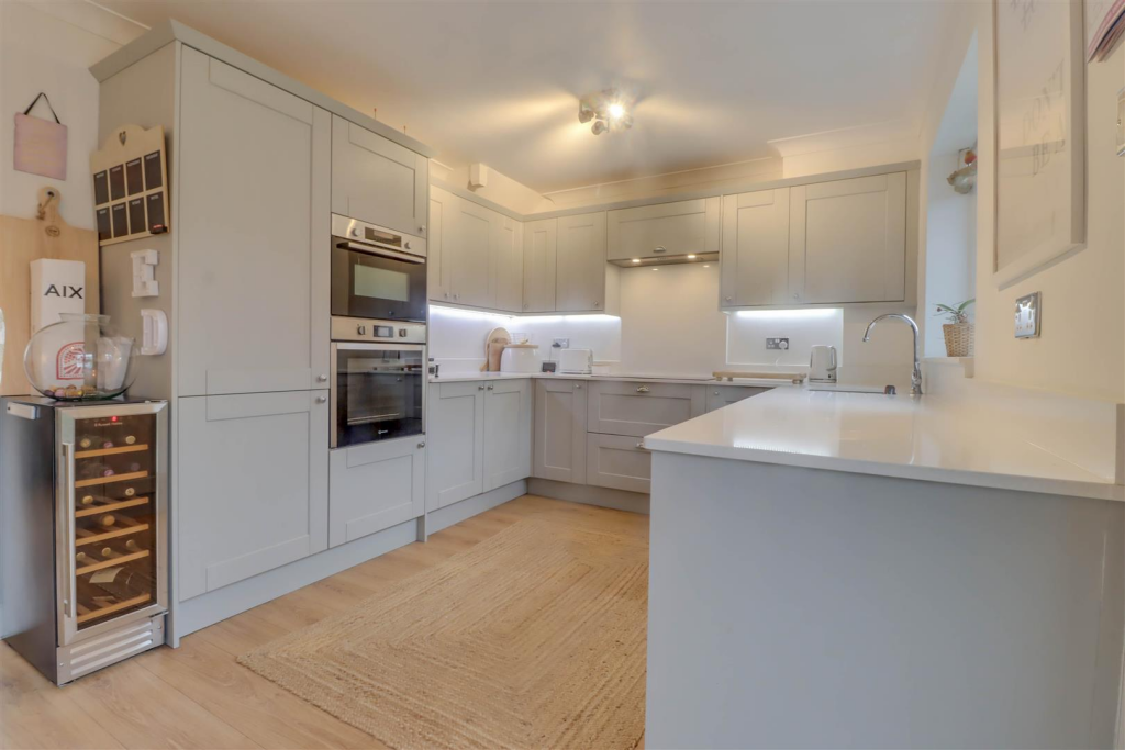 KITCHEN BLRD3.png