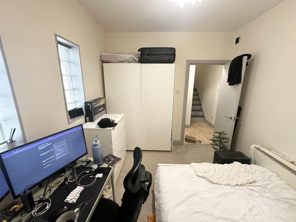 Photo 16