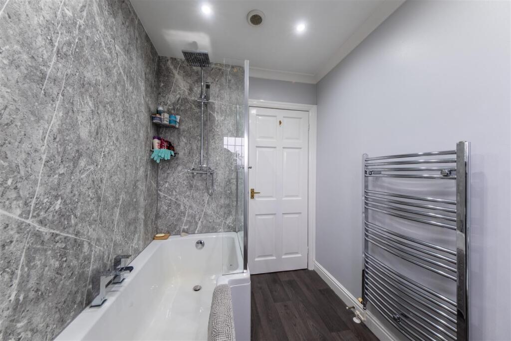 21 Peacock Avenue-034.jpg
