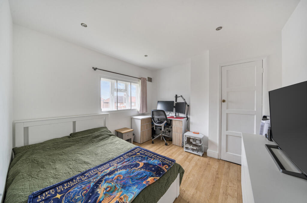 1343076-1-68a5b64...