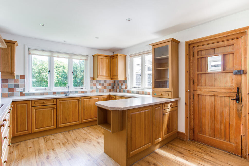 Kitchen/Breakfast Rm