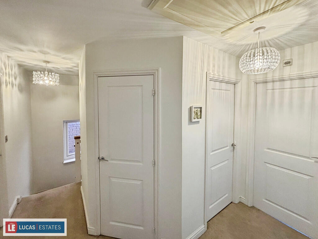 9c400bdc-9E-482E-...