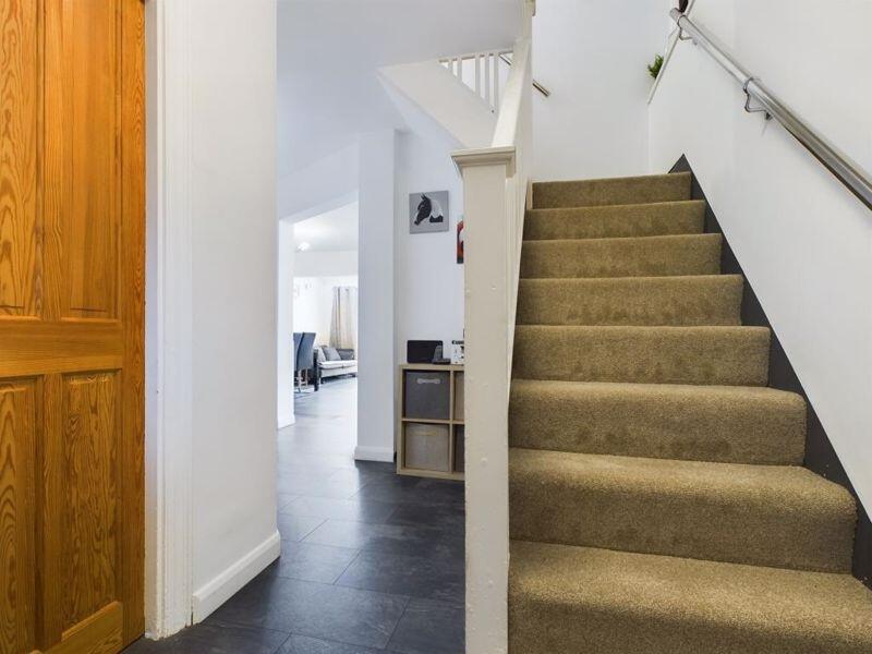 Hallway &amp; stairs