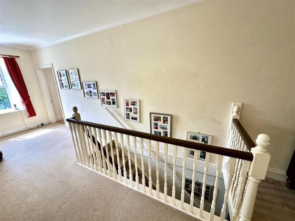 FIRST FLOOR STAIRS AND LANDING