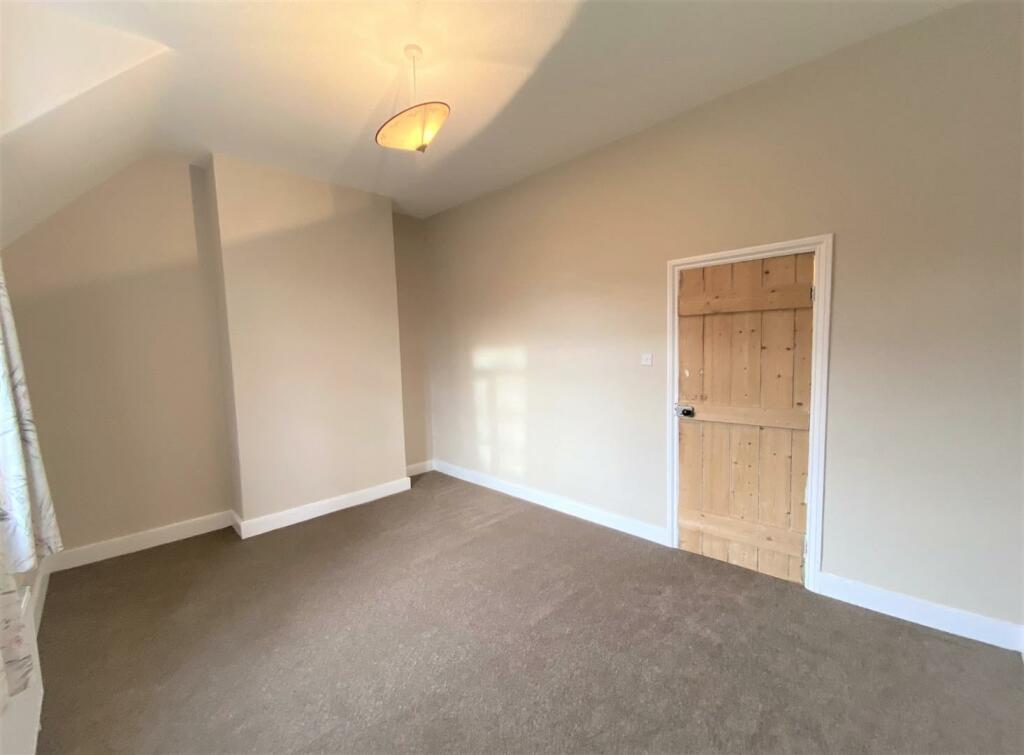 Bedroom 2.jpg