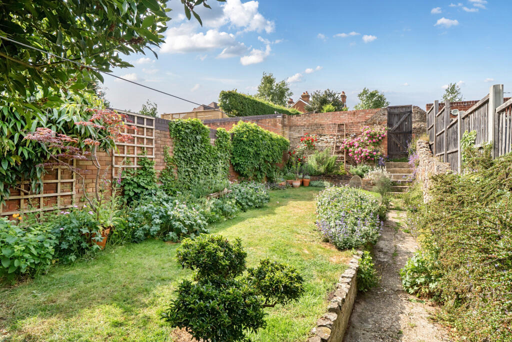 1300286-9-68308ec...