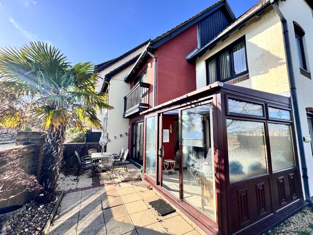 PHOTO-2025-11-10-13-40-52 11.jpg