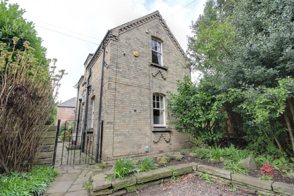 Detached Cottage