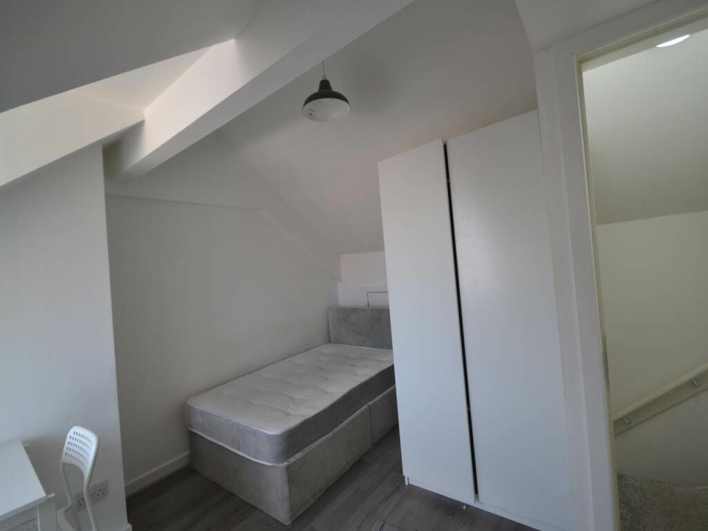 room 4