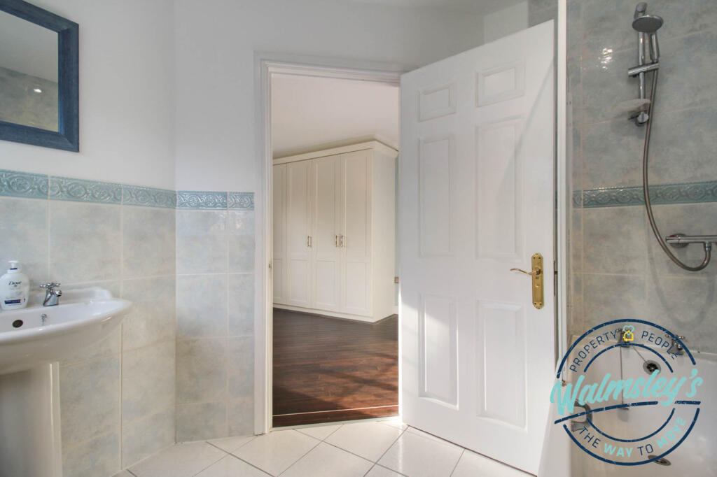 Bathroom towards main bedroom