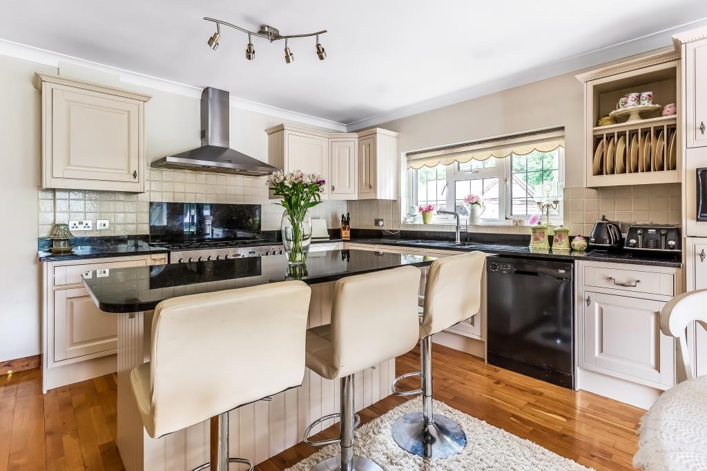 .kitchen.jpg